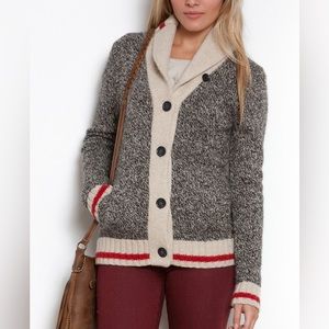 Roots Heritage Cabin Shawl Cardigan size Small Womens